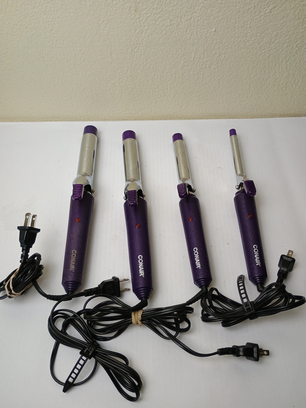 Conair Supreme Curling Iron - Build-in Counter Rest